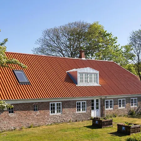 Gorgeous In With House A Panoramic View *